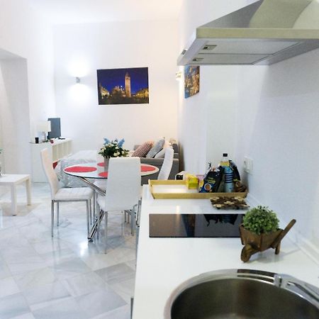 Apartamento Centro De Sevilla Luaran gambar